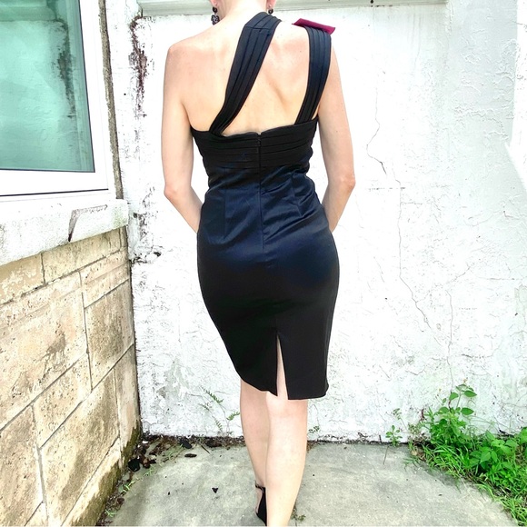 Cache Body Con Flattering Black Pink One Shoulder Bow Dress with Back Slit! - Picture 3 of 9